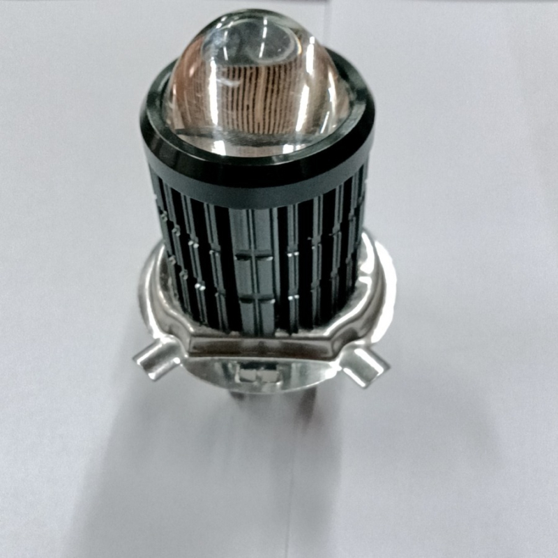 Φανάρι LED H4 για μοτοσικλέτα – 25W, 2500 lm, 12-85V, περίβλημα από αεροπορικό κράμα αλουμινίου για απαγωγή θερμότητας, αδιάβροχο και ανθεκτικό στη σκόνη