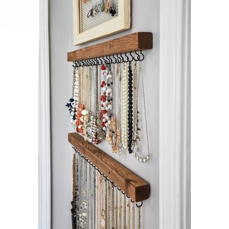 Raft de afișaj pentru bijuterii montat pe perete, metalic, stil artistic, nivel unic pentru coliere și cercei