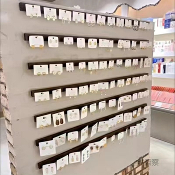 Držač za naušnice – Materijal: TPR, Značka: Xiong zhecha, Podrijetlo: Yunnan, Godina/Sezona: Zima 2025, Stil: girly