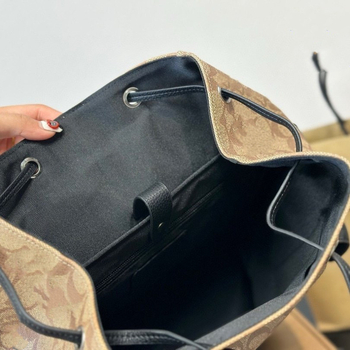 Uniszex bőr utazó hátizsák, nagy kapacitású 20–35 L, antibakteriális bélés, légpárnás vállpántok, poliészter bélés