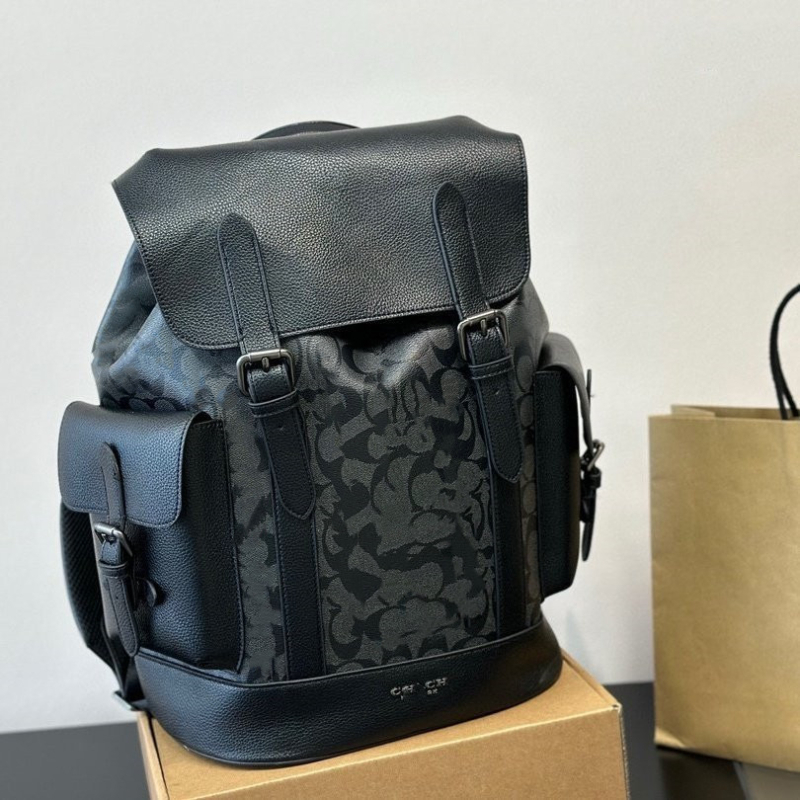 Uniszex bőr utazó hátizsák, nagy kapacitású 20–35 L, antibakteriális bélés, légpárnás vállpántok, poliészter bélés