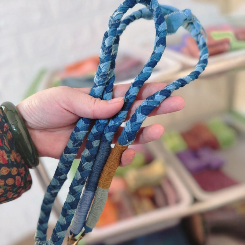 Ručni privjesak za telefon od platnene užadi – šarene trake, ručno bojenje, ručno tkanje, DIY za vrat, višestruko užadi