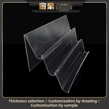 Akrylový trojúrovňový regál na kozmetiku, rebríkový štýl, ohýbanie za tepla