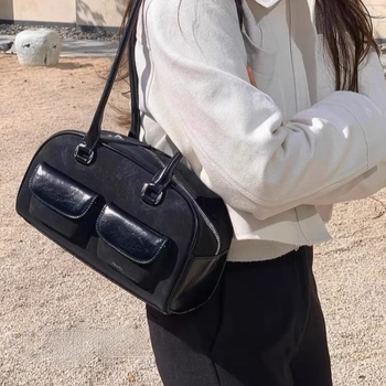 Boston táska városi egyszerűséggel, PU anyag, horizontális négyszögletes forma, cipzár