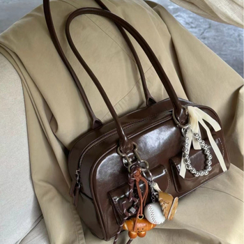 Boston táska városi egyszerűséggel, PU anyag, horizontális négyszögletes forma, cipzár