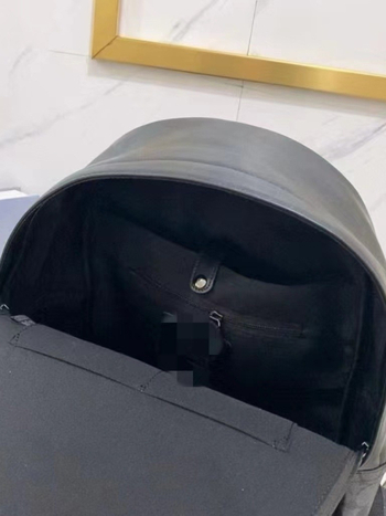 Pánsky kožený batoh pre biznis a cestovanie, pre 14-palcový notebook, objem 20–35L, pruhovaný vzor