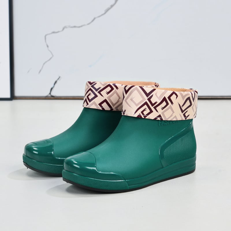 Ženske kišne čizme, vodootporne, protuklizne, gornji dio od PVC-a, niski 1-3 cm, slip-on