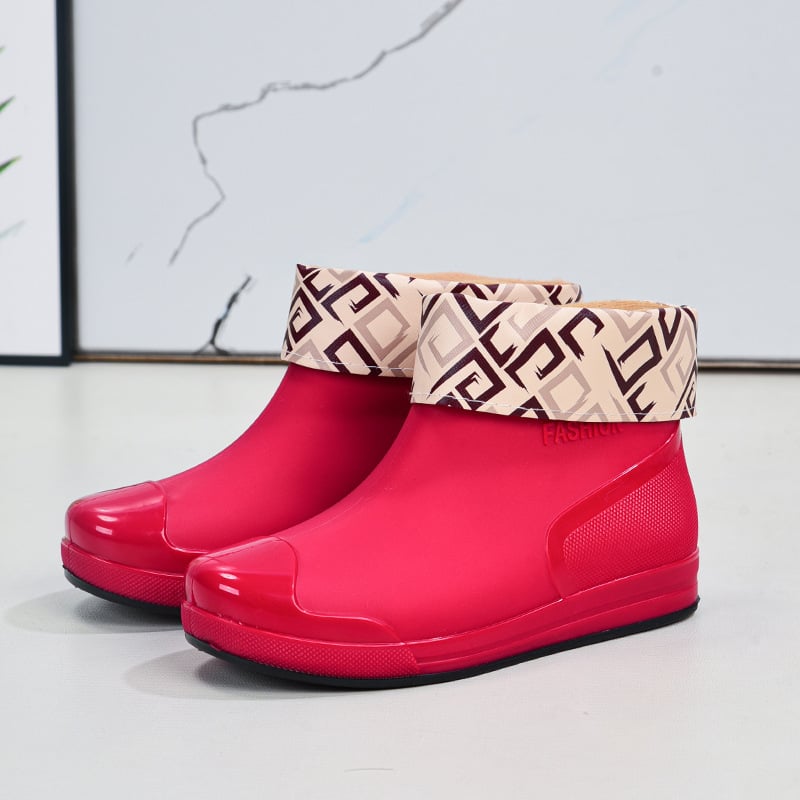 Ženske kišne čizme, vodootporne, protuklizne, gornji dio od PVC-a, niski 1-3 cm, slip-on