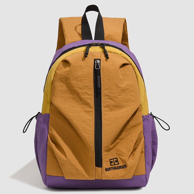 Nailona mugursoma brīvdienu un ceļojumu vajadzībām, lielas ietilpības, rāvējslēdzēja atvērums, iekšējās kabatas telefoniem un dokumentiem, laminēta rāvējslēdzēja kabata, elpojoša, rudens 2025