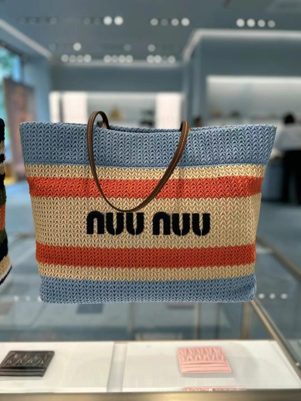 Utcai trend szalma tote táska, vödör alakú, mágneses zár, belső cipzáros zseb