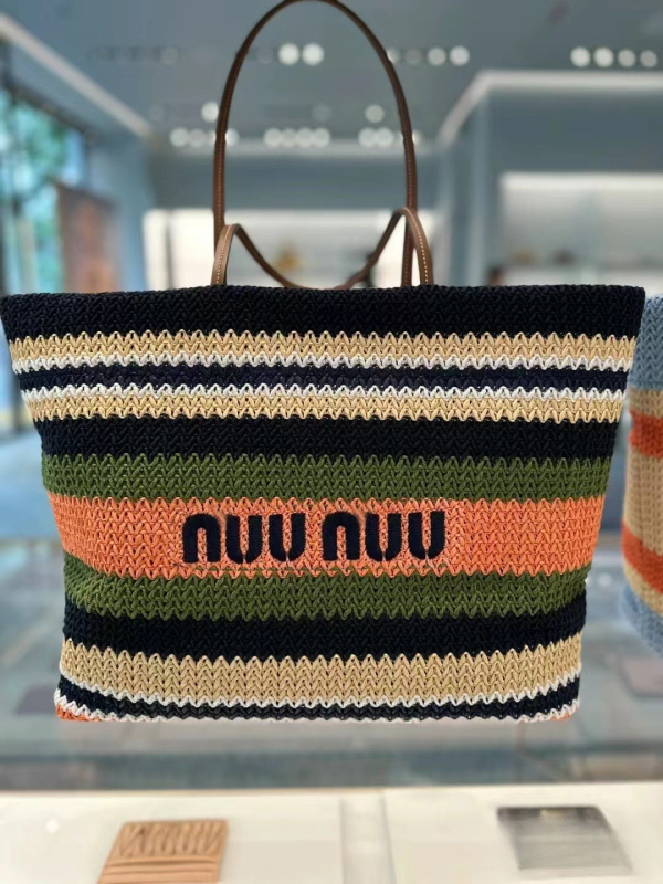 Utcai trend szalma tote táska, vödör alakú, mágneses zár, belső cipzáros zseb