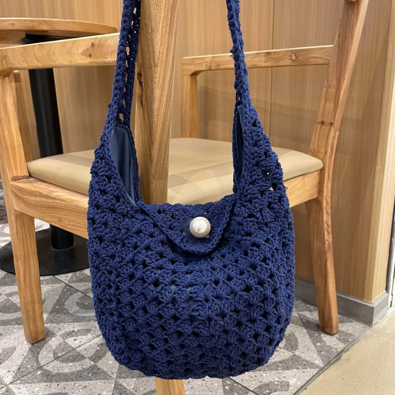 Дамска памучна чанта в уличен стил, тъкана, с капак, правоъгълна форма и джоб за телефон