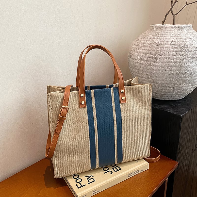 Дамска tote чанта с цип, памучно-ленен материал, хоризонтална квадратна форма, подплата полиестер, вътрешен джоб с цип и джоб за телефон