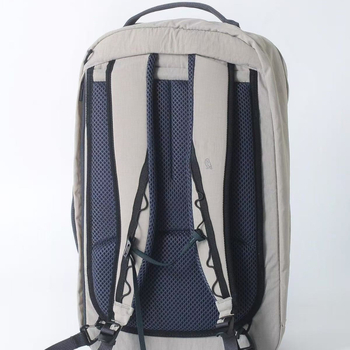 Hátizsák utazáshoz – uniszex, nagy kapacitású, nylon, 20–35L, 16 hüvelykes laptophoz, napvédelem, gyors száradás, lélegző