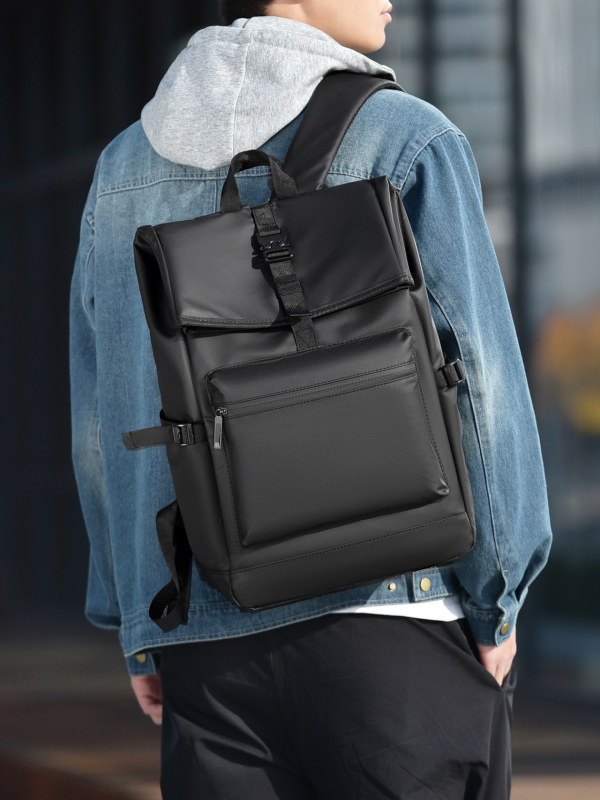 Nagy kapacitású laptophátizsák egyetemistáknak – utazáshoz, 10 hüvelykes laptop kompatibilis, rendkívül könnyű, kapacitás kevesebb mint 20 L
