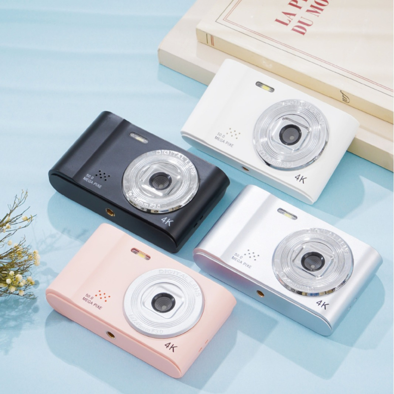 D04 ψηφιακή κάμερα με CCD αισθητήρα, 8x οπτικό zoom, 2,4 ιντσών HD LCD οθόνη, περισκοπικός φακός, αποθήκευση σε TF κάρτα