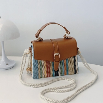 Torba od slame u korejskom stilu, horizontalni kvadratni oblik, tvrda, s jednom naramenicom, proljeće 2025