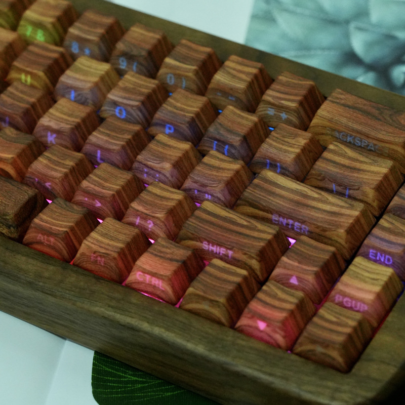 PBT keycaps za tipkovnicu s uzorom orašćevog drveta, bočno gravirani znakovi sublimacijom, prozirni, kompatibilni s univerzalnom mehaničkom tipkovnicom