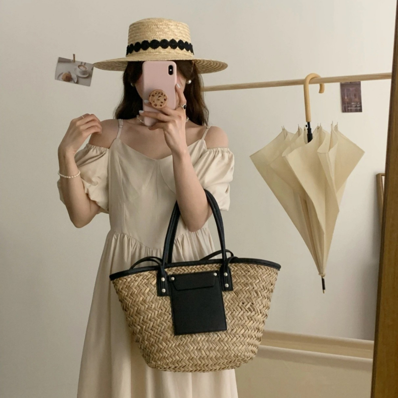 Плажна Tote чанта, памучно-ленен материал, хоризонтално правоъгълна форма, цип за затваряне, джоб за лаптоп, три презрамки