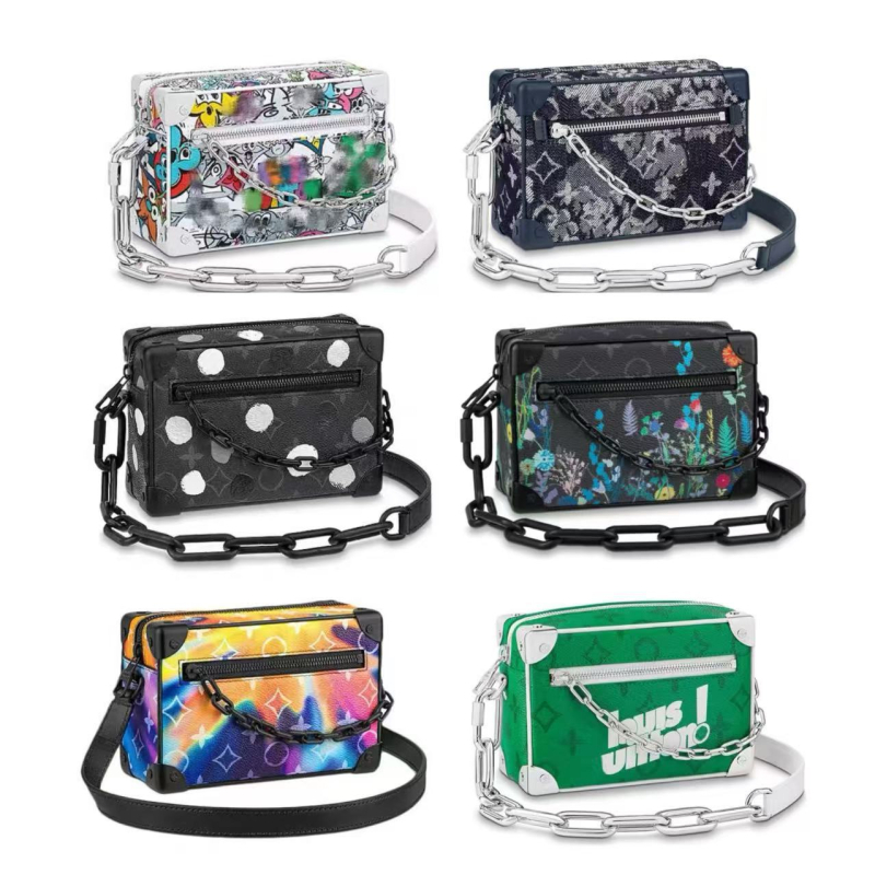 Geantă crossbody pentru bărbați cu model monogram, material PVC, impermeabilă, căptușeală din pânză, toamnă 2025