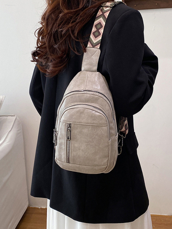 Geantă de piept pentru femei — Simplitate urbană, PU, Fermoar, Compartiment pentru documente, Iarna 2025