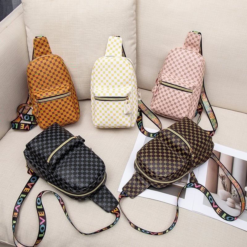 Geantă de umăr pentru femei din PU, imprimeu, design exterior tridimensional, închidere cu fermoar, vară 2024, buzunare interioare pentru telefon și card de identitate