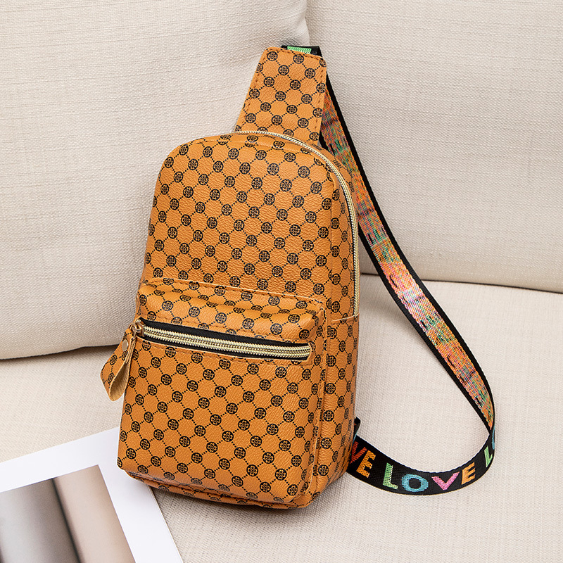 Geantă de umăr pentru femei din PU, imprimeu, design exterior tridimensional, închidere cu fermoar, vară 2024, buzunare interioare pentru telefon și card de identitate