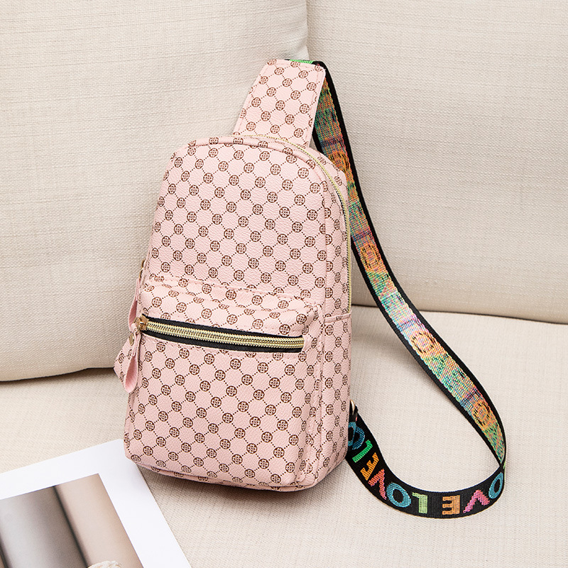 Geantă de umăr pentru femei din PU, imprimeu, design exterior tridimensional, închidere cu fermoar, vară 2024, buzunare interioare pentru telefon și card de identitate