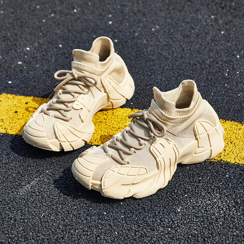 Ženske tenisice Flyknit, visok gornji dio, gumena potplata, prednje vezivanje, visina pete 3–5 cm, svakodnevna upotreba