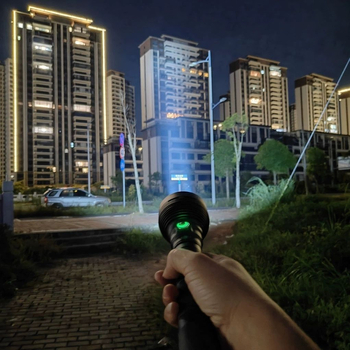 Beidou Guang Yuheng 2 Lumină de iluminat subacvatic pentru filmare, LED XHP70/SFT70, 30W, baterii 4×26650, rază 500 m+