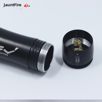 Podvodna LED svjetiljka za ronjenje — aluminijsko kućište, snaga 10W, domet 200–500 m, rotacija 360°, vodootporna