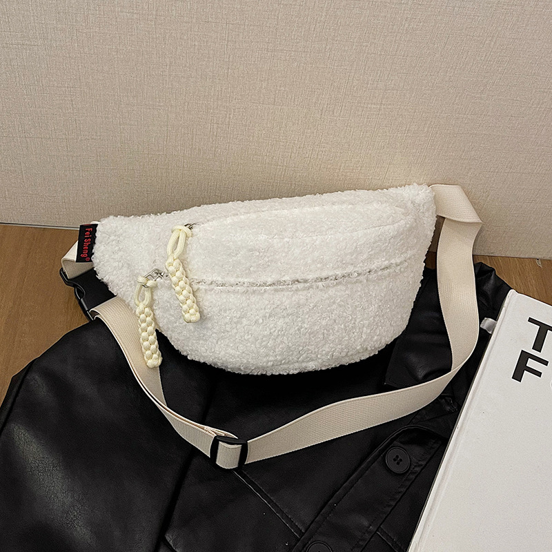 Geantă crossbody din pluș, stil urban, închidere cu fermoar, buzunar intern pentru telefon, căptușeală poliester