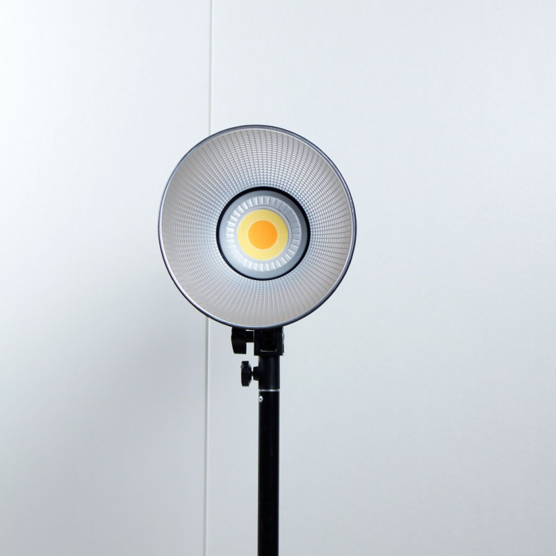 Lumină de fotografiat cu carcasă metalică, model YQ-T400S, 400W, telecomandă, reglare în mai multe trepte, trei temperaturi de culoare