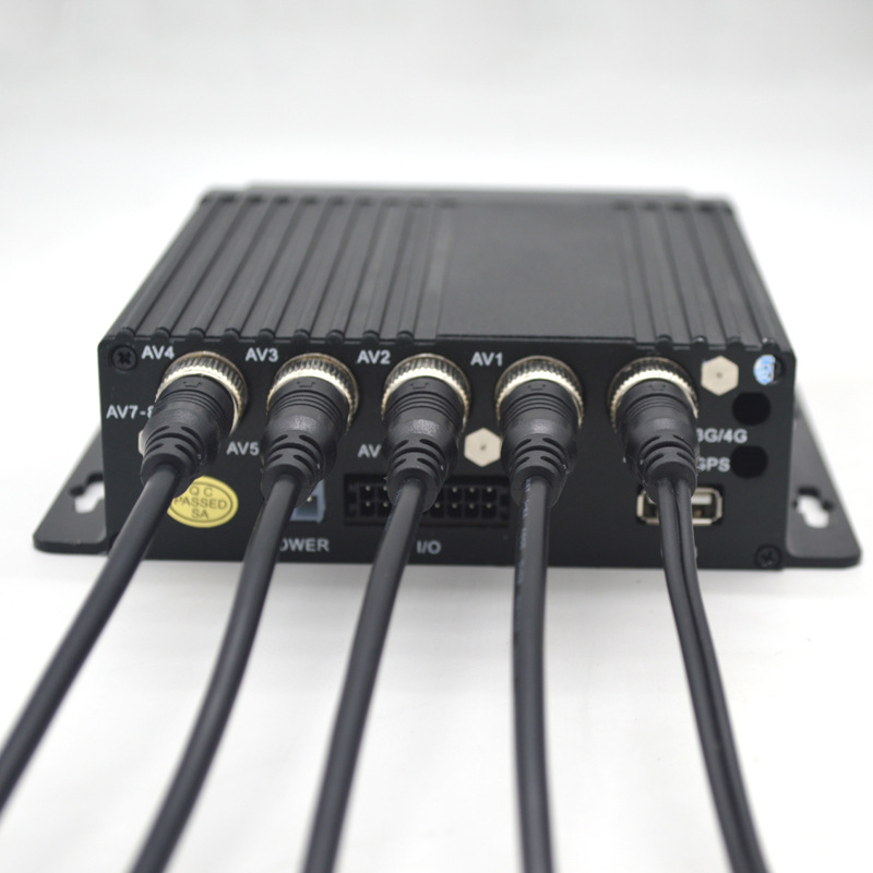 1080p автомобилен видеорегистратор със SD карта, 120° широк ъгъл, запис до 32 часа, поддръжка до 128 GB, монтаж под приборния панел