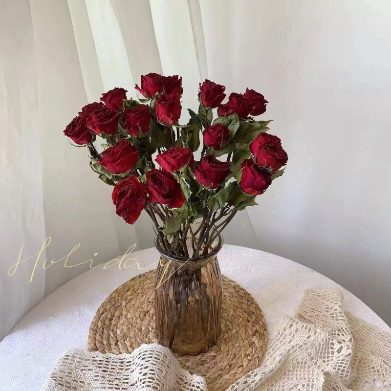 Buket suhih ruža za stolnu dekoraciju, bojano pravo cvijeće, namijenjeno vrećici mirisa