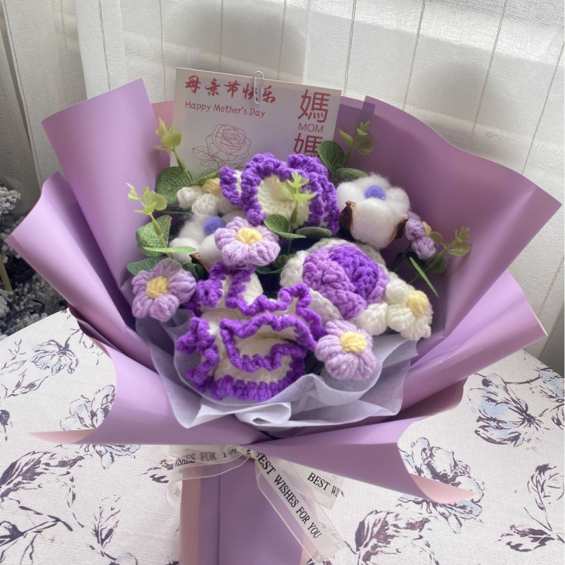 Pletena buket karanfila i vječnih cvjetova – ručno izrađeni dar za Majčin dan