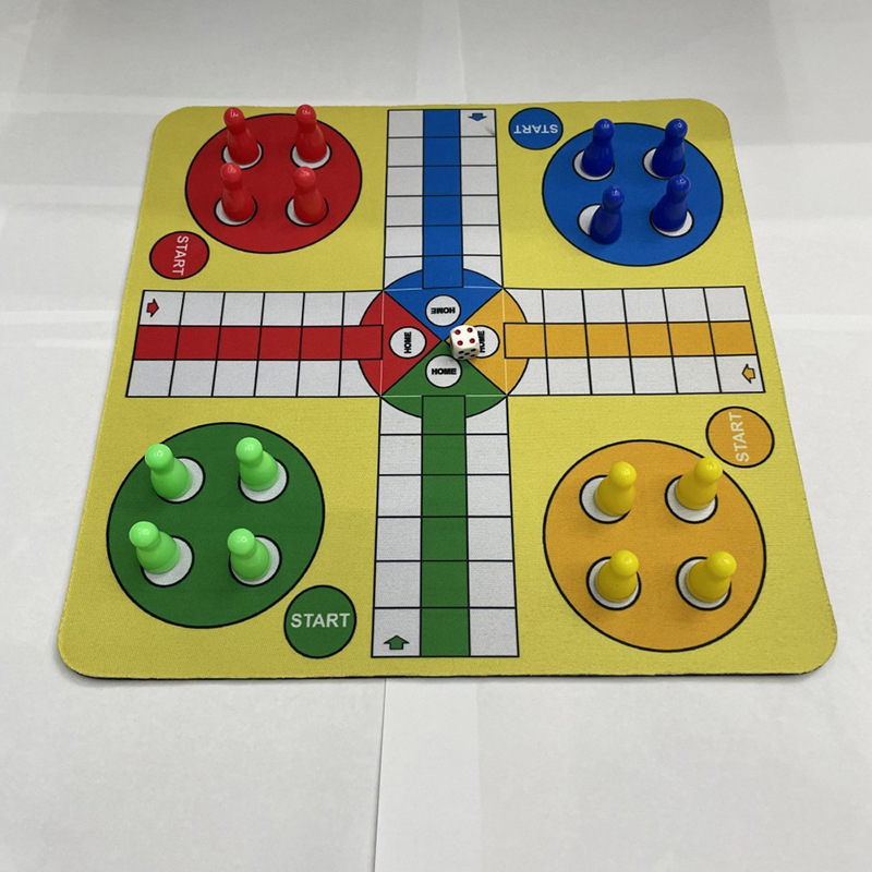 Set Ludo i Flying Chess s pločom od podloge za miša – plastika, marka HZ, unutarnja igra za uzrast 15–35