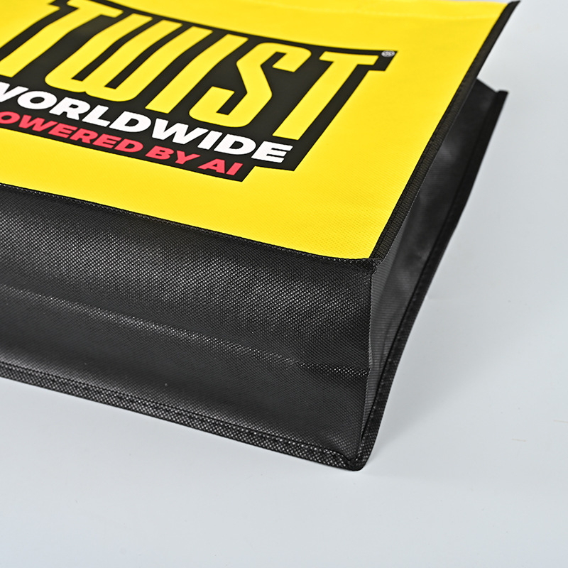 Torba za kupovinu od netkanog materijala s laminiranim filmom, stil ručne torbe, sklopiva, s otisnutim logotipom, prilagodljiva