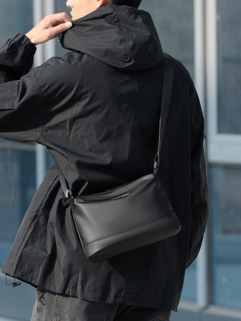 MACLE KIEON muška torbica preko ramena - stil National Tide New Wind, materijal koža s filmom, uzorak slova, vodootporna, ultra lagana