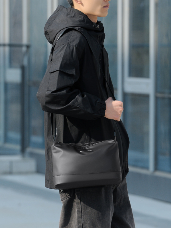 MACLE KIEON muška torbica preko ramena - stil National Tide New Wind, materijal koža s filmom, uzorak slova, vodootporna, ultra lagana