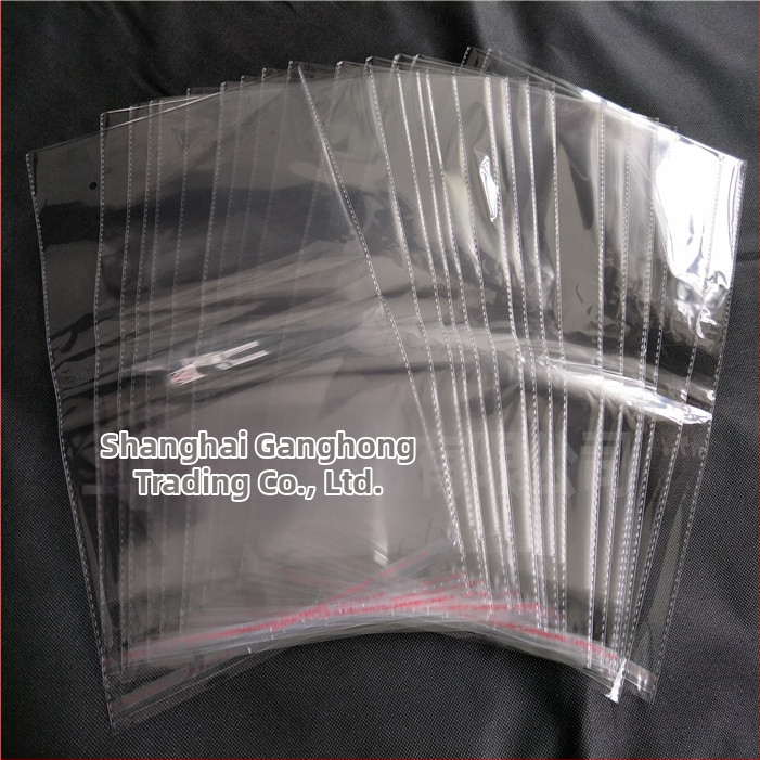 OPP läbipaistmatu liimitav pakkekott riietele, paksus 0,07 mm