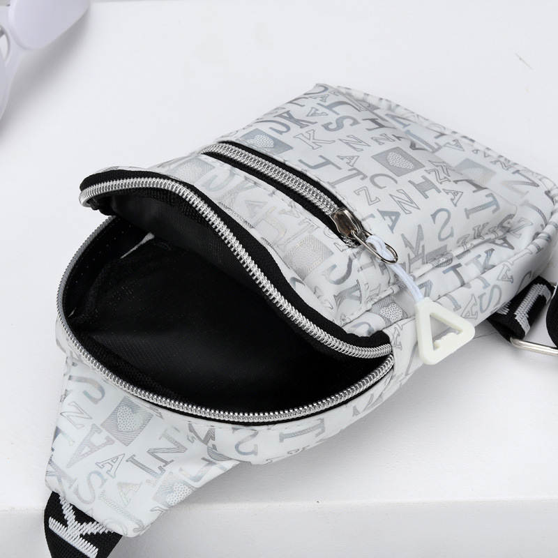 Chest Bag za žene, Ulični stil Crossbody, Oxford platno, Zatvarač, Mekani 3D vanjski dizajn, Poliester podstava, Unutarnji džep sa zipom i džep za telefon, Proljeće 2023