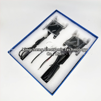 Car View A3S Slēpto zonu monitoringa sistēma ar 2.4GHz mikroviļņu radarām un LED brīdinājumu, darbības diapazons 8–12 m, 12V barošana, 2 sensori