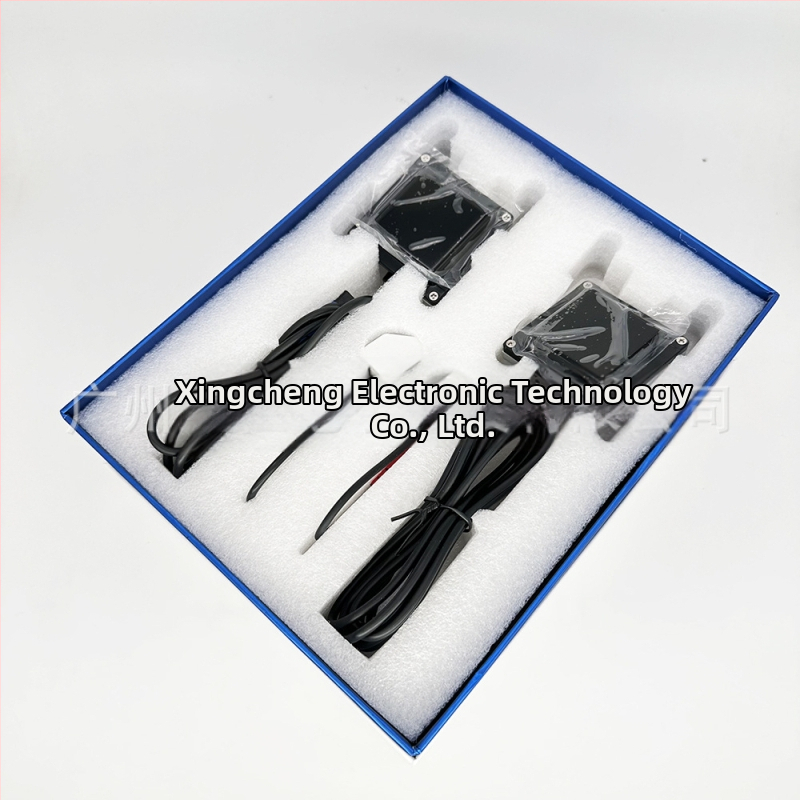 Car View A3S Slēpto zonu monitoringa sistēma ar 2.4GHz mikroviļņu radarām un LED brīdinājumu, darbības diapazons 8–12 m, 12V barošana, 2 sensori