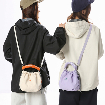 Torba za kamere za mirrorless i DSLR – vanjski dio od najlona, podstava od poliestera, velika zapremina, zakrivljeni ramenski pojas, unisex