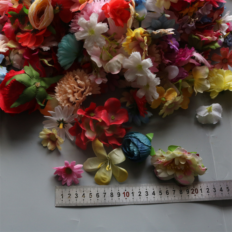 Υλικά DIY για στεφάνι μαλλιών από μεταξωτά λουλούδια — Daisy ποικιλία, τεχνική φλοκ