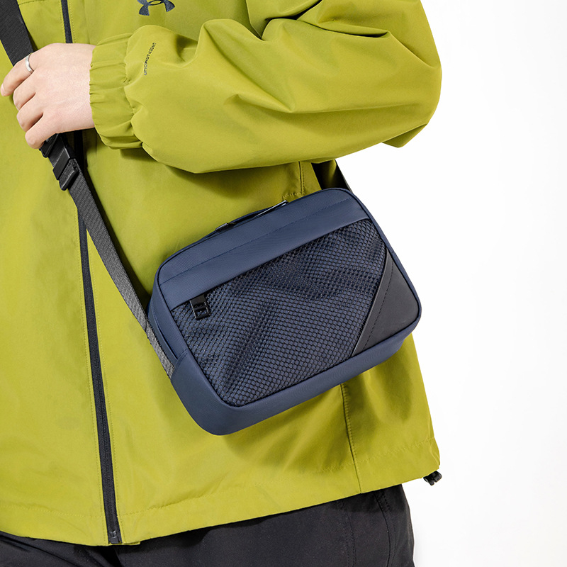 Muška crossbody torba s pretincima za kameru i putovnicu, višenamjenska torba za vanjske aktivnosti, velika kapaciteta (Materijal: otporan na ogrebotine; Podstava: Oxford; Funkcija: otporna na habanje; Pogodno za svakodnevnu uporabu)