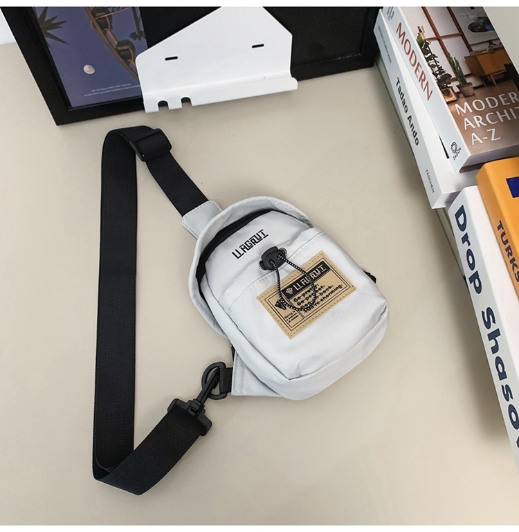 Geantă de piept din nylon, formă verticală pătrată, fermoar, buzunar intern pentru telefon, curea de umăr simplă, pentru utilizare zilnică