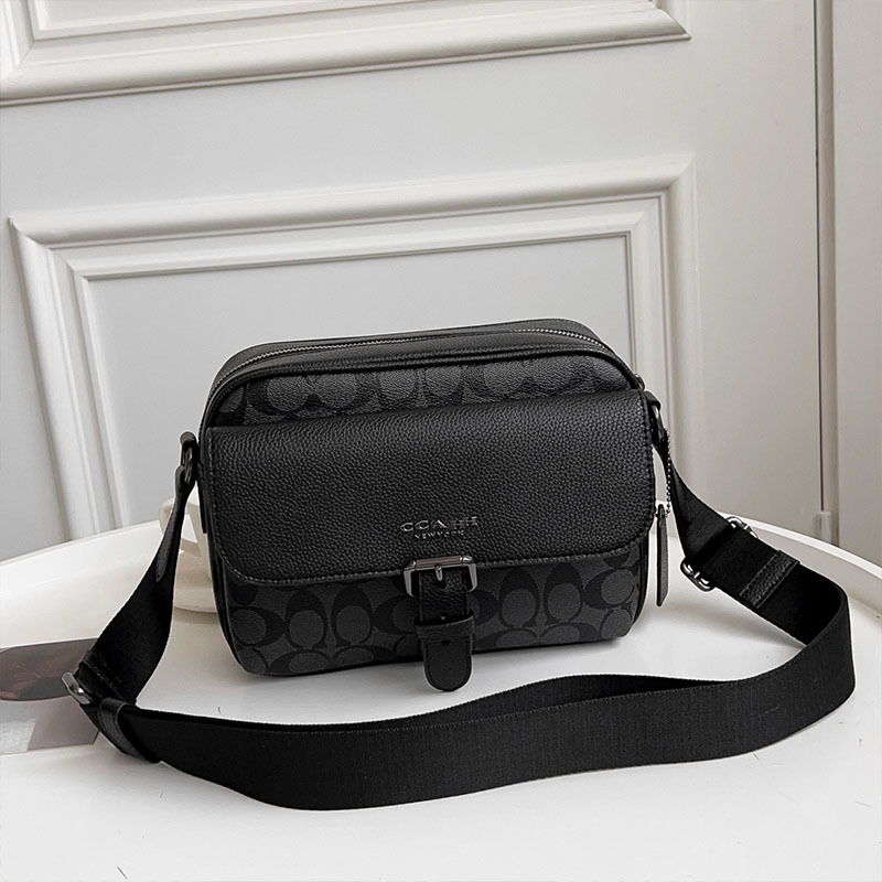 Geantă crossbody pentru cameră pentru bărbați - Urban Simplicity, Piele naturală, Textură Lychee, Piele de vită top-grain, Impermeabilă