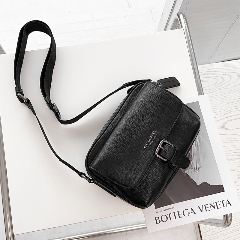 Geantă crossbody pentru cameră pentru bărbați - Urban Simplicity, Piele naturală, Textură Lychee, Piele de vită top-grain, Impermeabilă